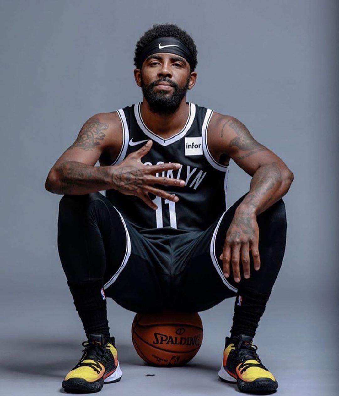 棋牌游戏的发展史：百家乐是如何从法国贵族流传到全球的？（从法国贵族到全球流行：百家乐在棋牌游戏史中的传播轨迹）